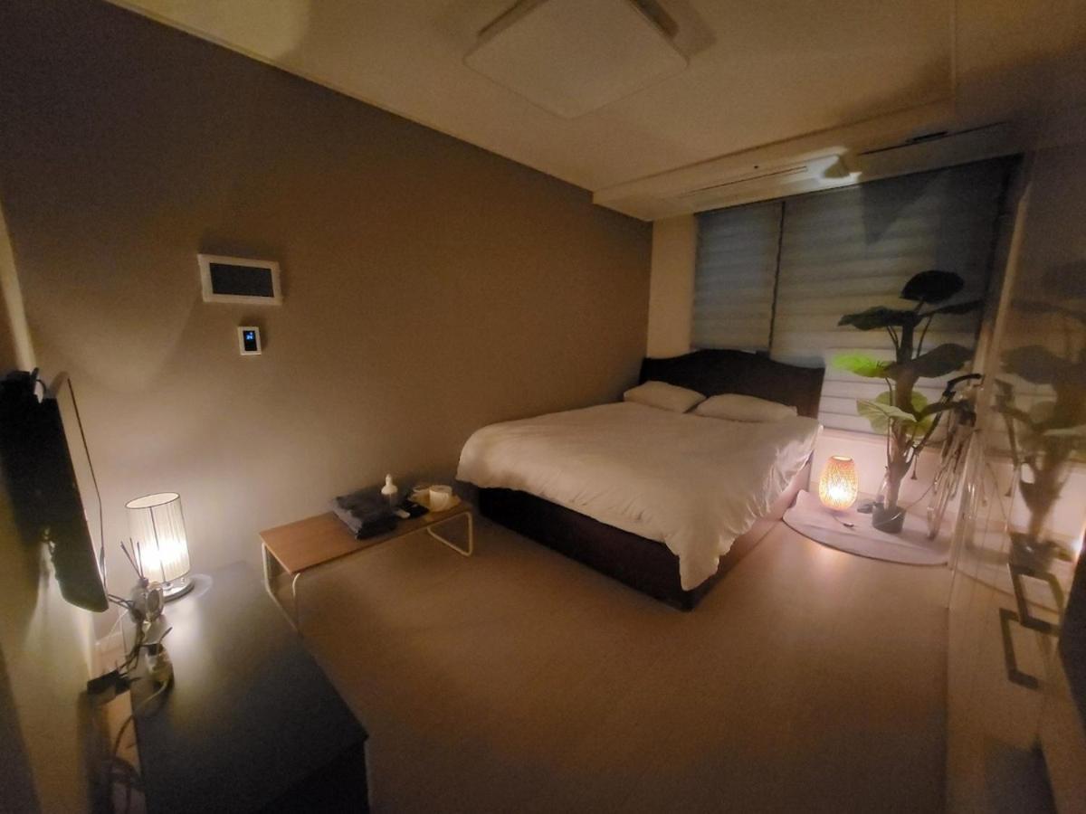 # Style # Cozy # Gangnam Plastic # Super Station Area # High-rise View # Airport Bus # Comfort In The # Gangnam-daero # Chromecast Apartment